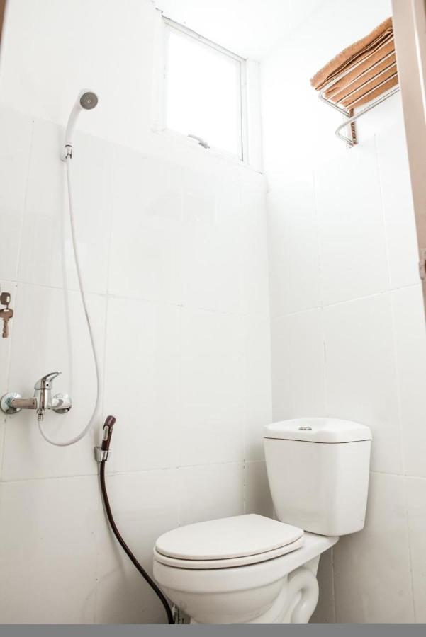 Comfy Homestay 요그야카르타 외부 사진